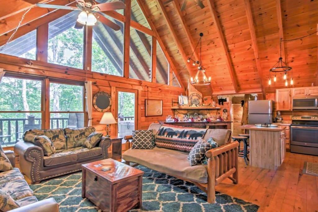Majestic View Hideaway *